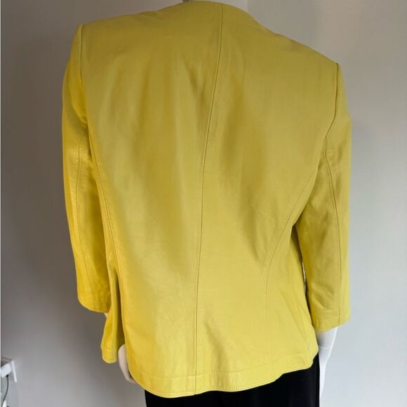 Vintage Yellow Women's Leather Jacket - Picture 2 of 8